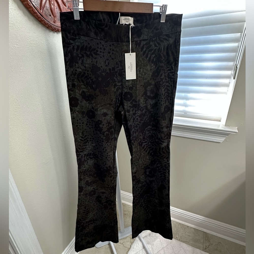 Elegant Black Floral Boot Cut Pants, Avenue Montaigne, 12